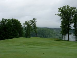 Primland 1st Green